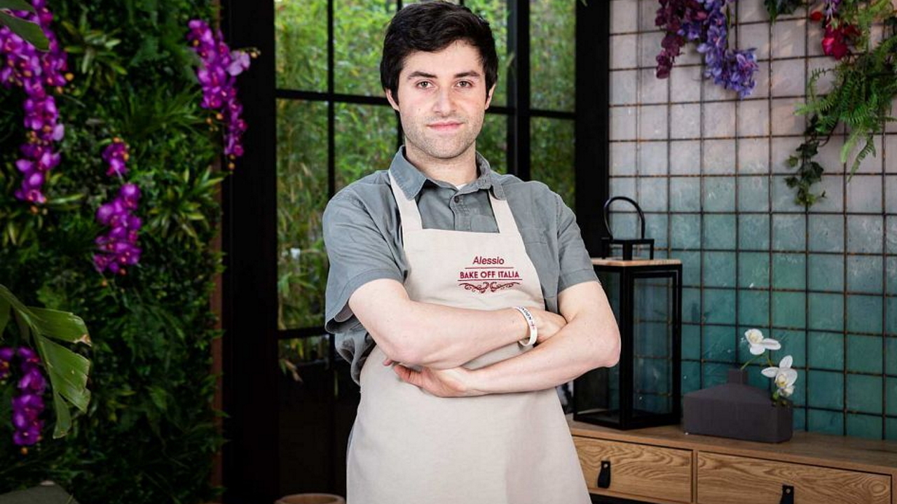 Bake Off Italia, Alessio Petri si racconta dopo l’eliminazione: ’sono molto fortunato’