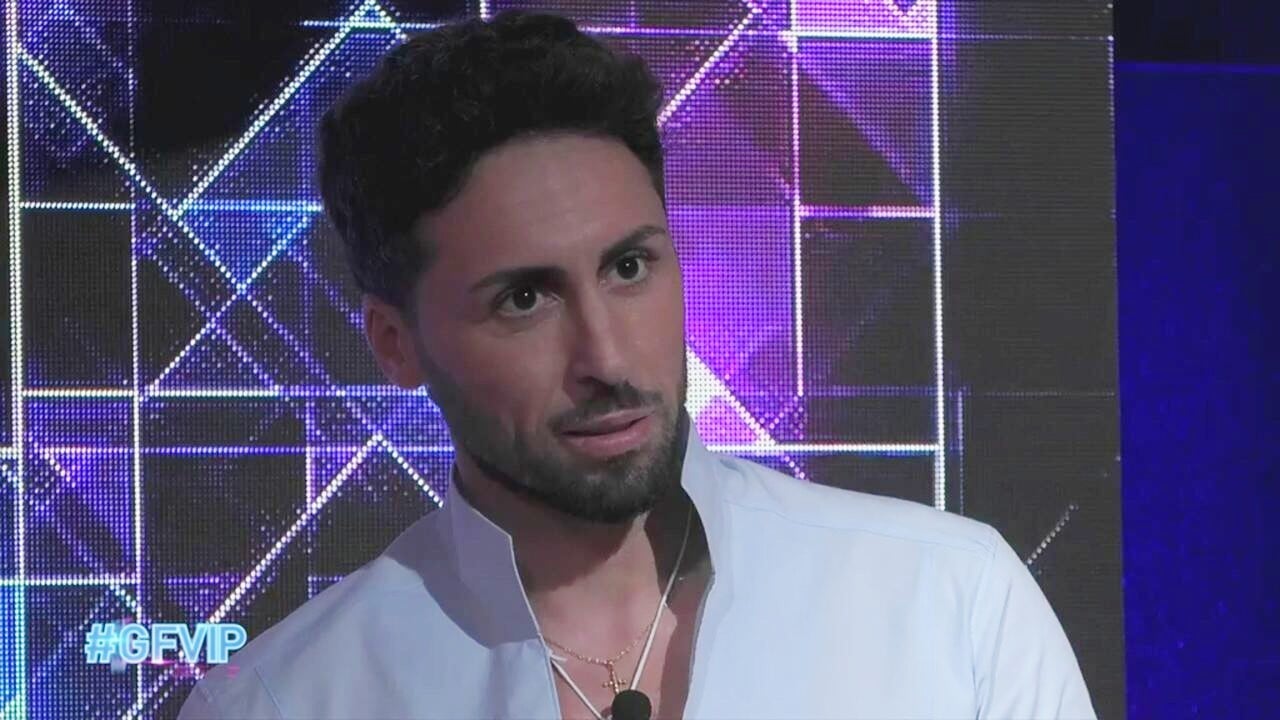 Antonella Fiordelisi, l’ex umilia suo padre: «Faccia un favore a tutta Italia»