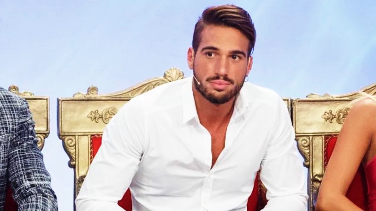 UeD, Alex Migliorini tronista gay: «Mi sono sposato ma tutto è già finito»