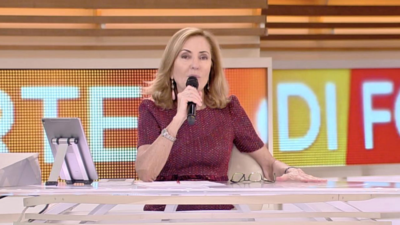 Forum con Palombelli, «costruito a tavolino, attori e sceneggiate»: l’accusa