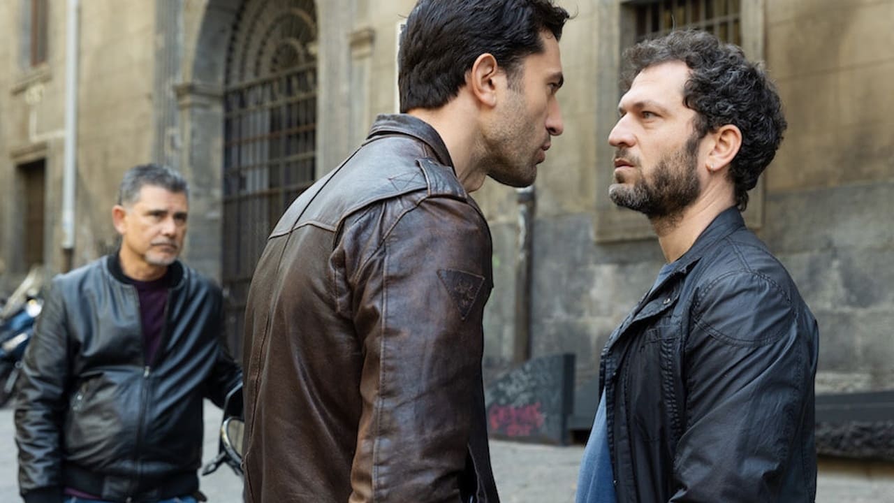 Un posto al sole, spoiler: Rosa soffre per Damiano, Eduardo interviene
