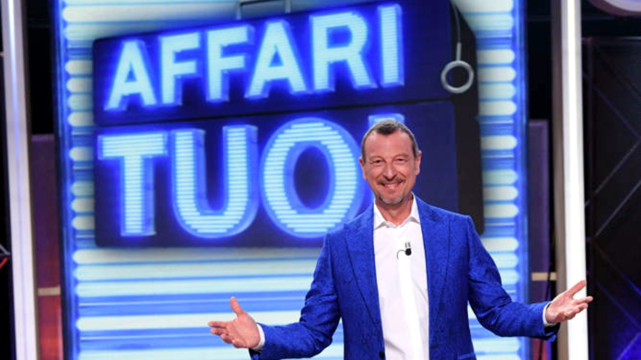 Casting Affari Tuoi aperti per settembre 2023. Amadeus cambia studio: novità