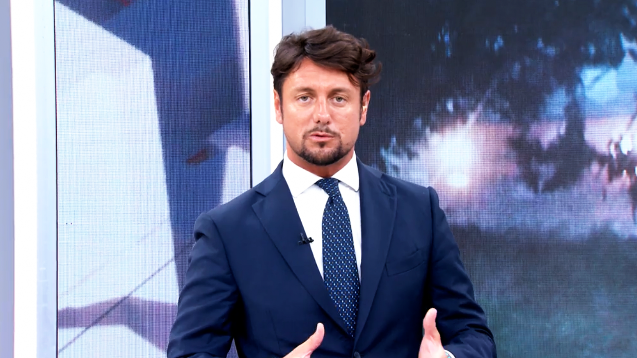 Andrea Giambruno Diario del Giorno: «Se non ti ubriachi non incontri il lupo». VIDEO