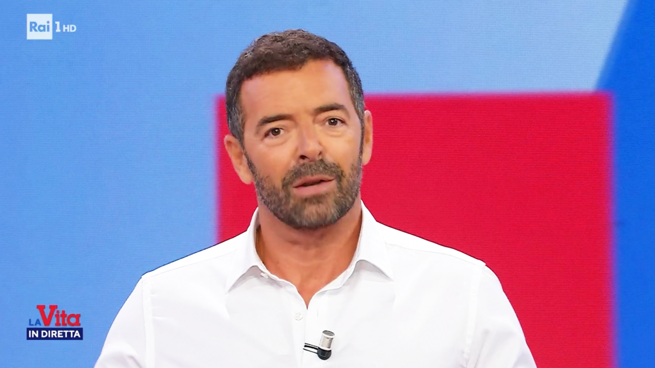 Alberto Matano, La Vita in Diretta: studio nuovo e sfida Pomeriggio 5
