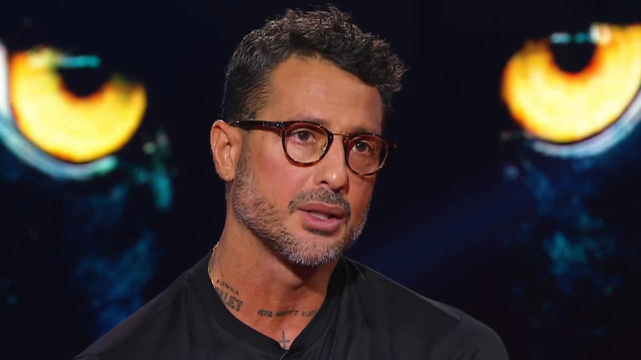 Figlio Fabrizio Corona ha una malattia: rivelazione a Belve. VIDEO