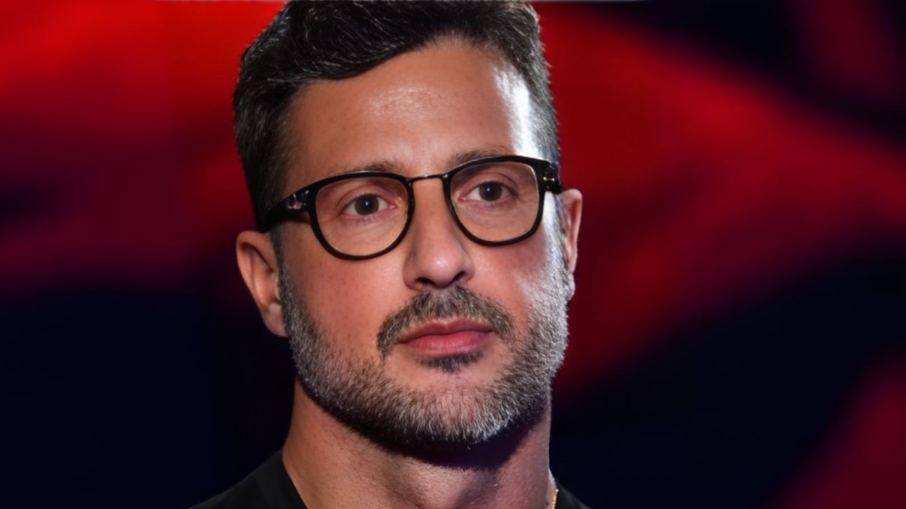 Fabrizio Corona furioso con la Rai: nuove rivelazioni a Striscia la Notizia