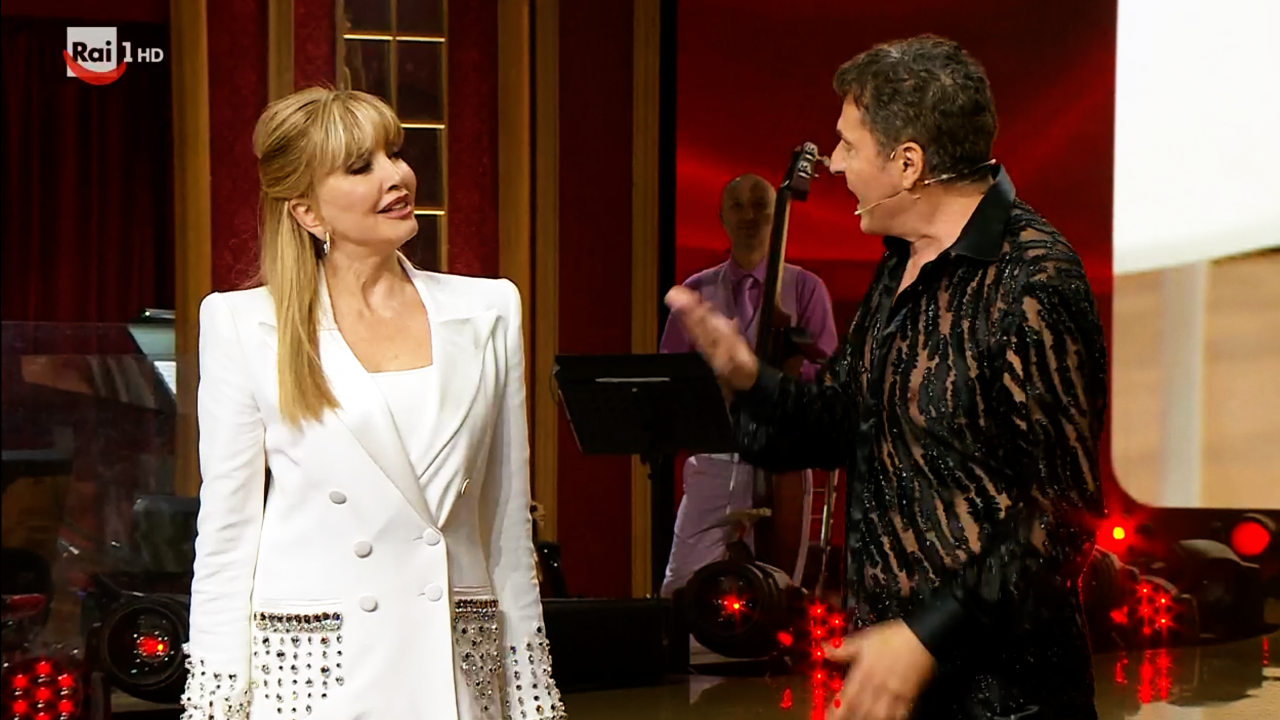 Milly Carlucci scorretta: l’accusa di Mammucari in diretta a Ballando