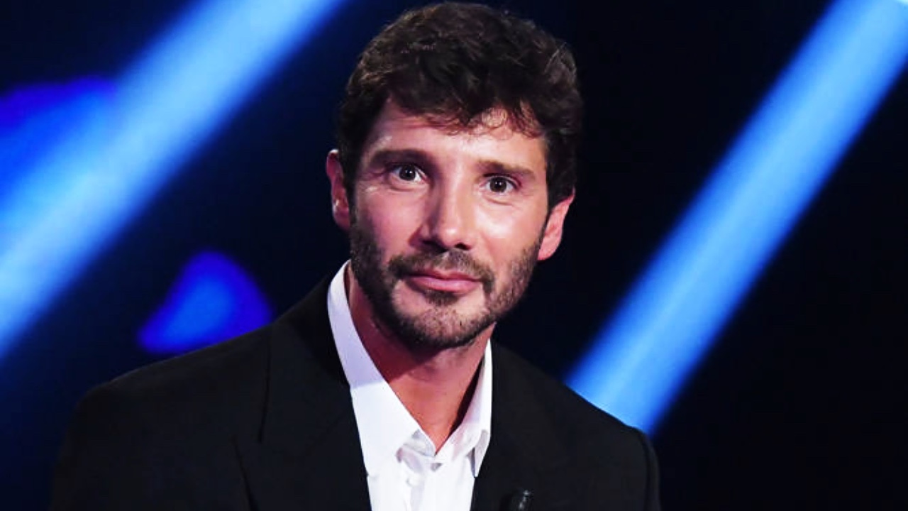 Stefano De Martino, Natale diverso senza Belen: «Ecco con chi lo passo»