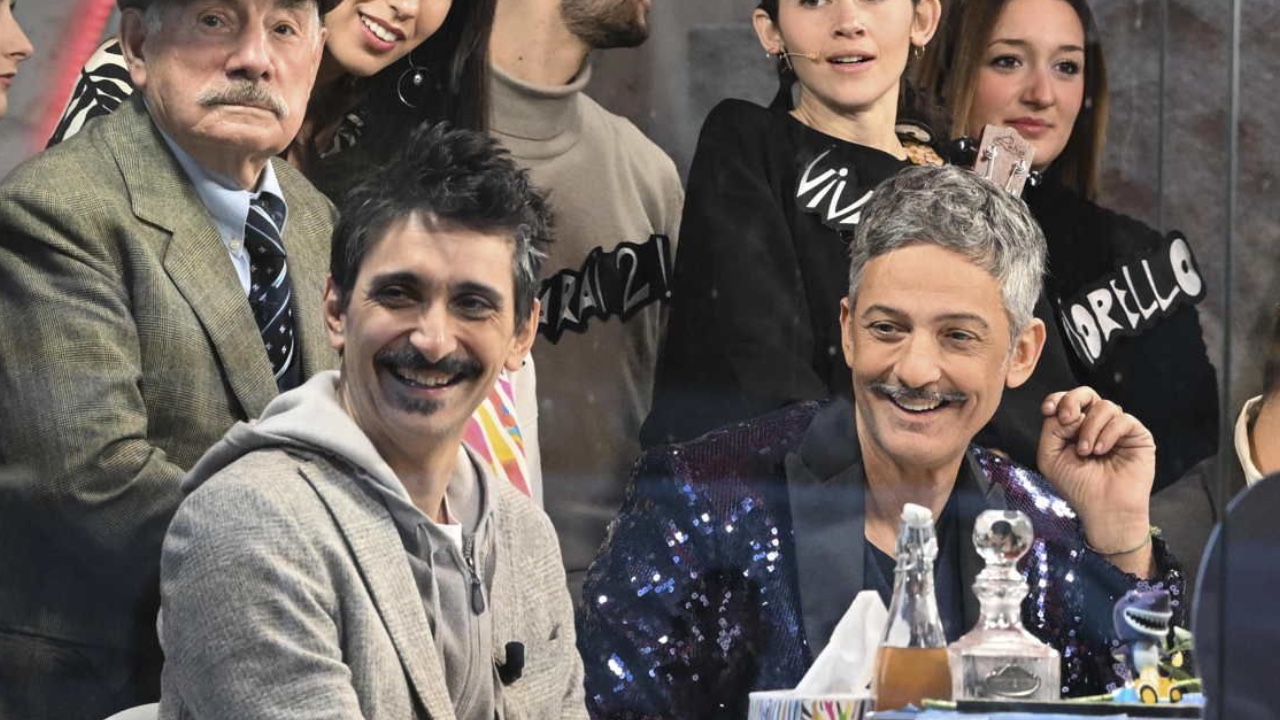 Fiorello non va in onda, Viva Rai2 sospeso per giorni: quando ritorna