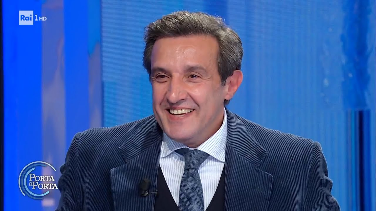 Flavio Insinna lascia Rai per La7? Il nuovo programma contro L’Eredità