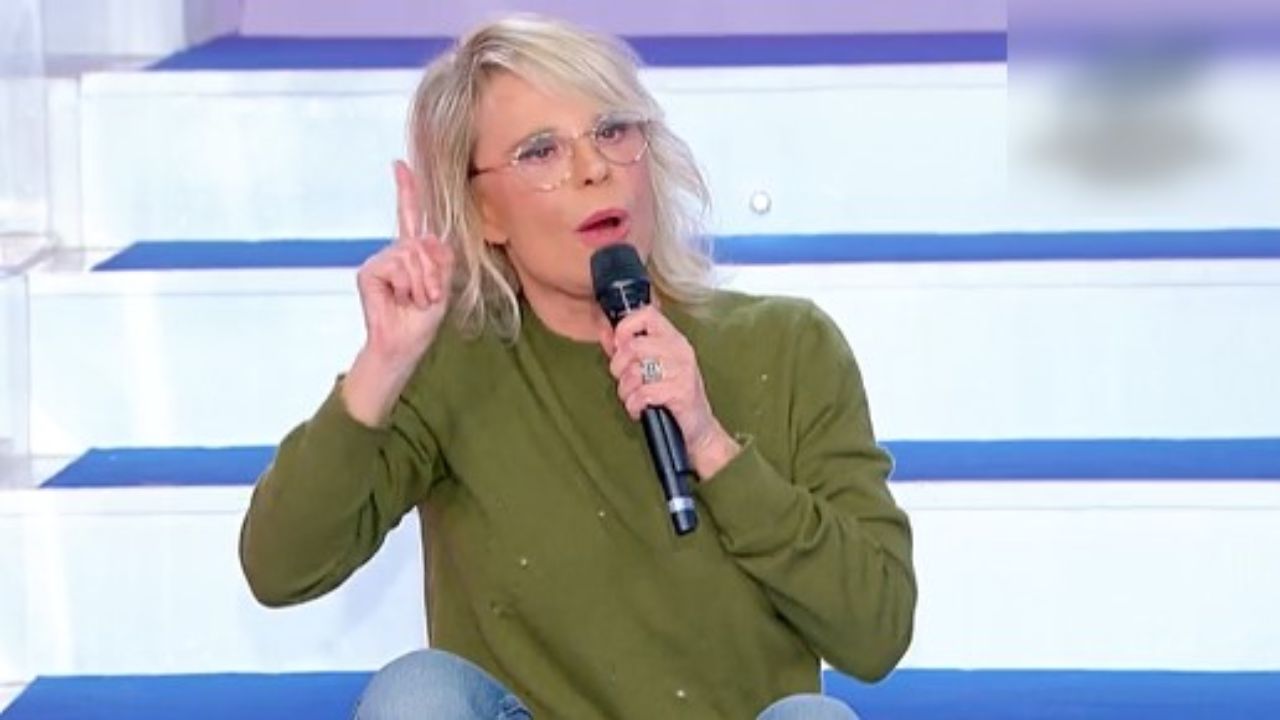 «Maria De Filippi una belva...», parla ex autrice di Uomini e Donne e Amici