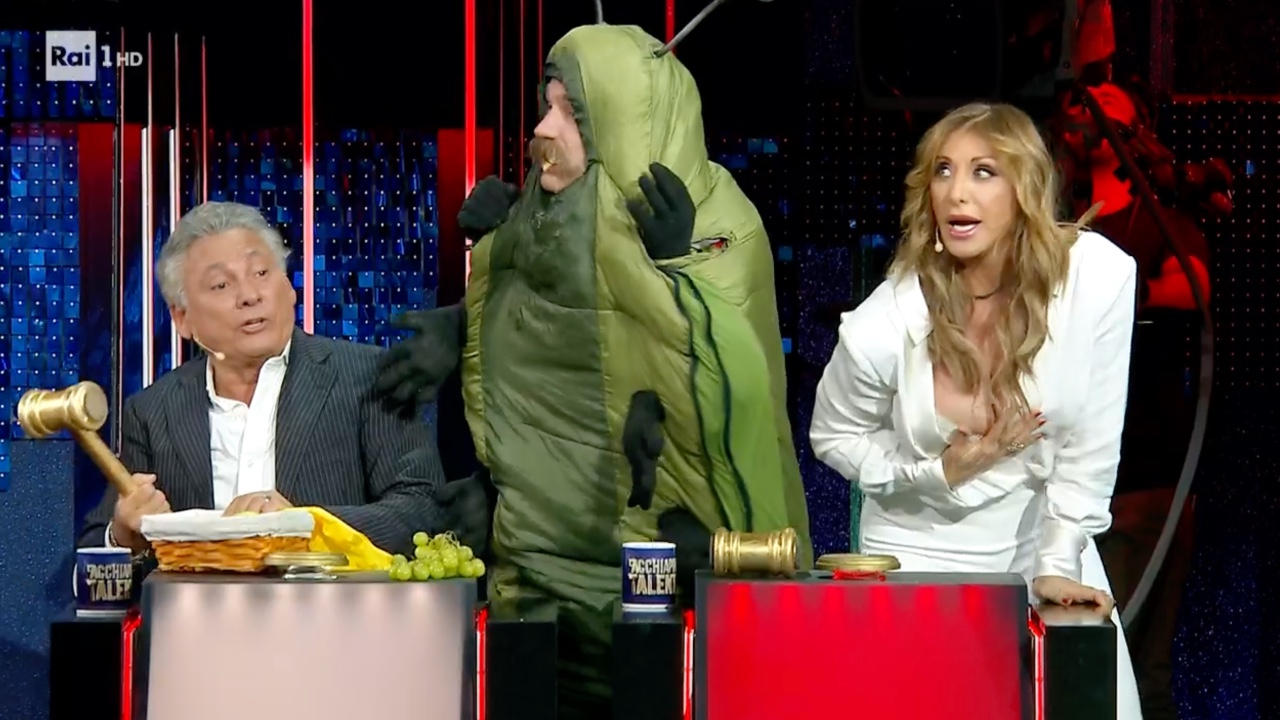 Sabrina Salerno fuori di seno a L’AcchiappaTalenti: programma bocciato!