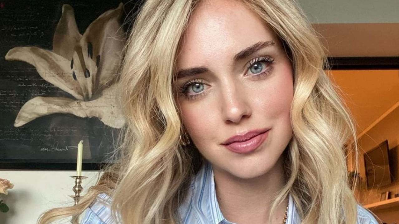 Chiara Ferragni finge sui social? Una fan: «Si legge la sofferenza negli occhi»