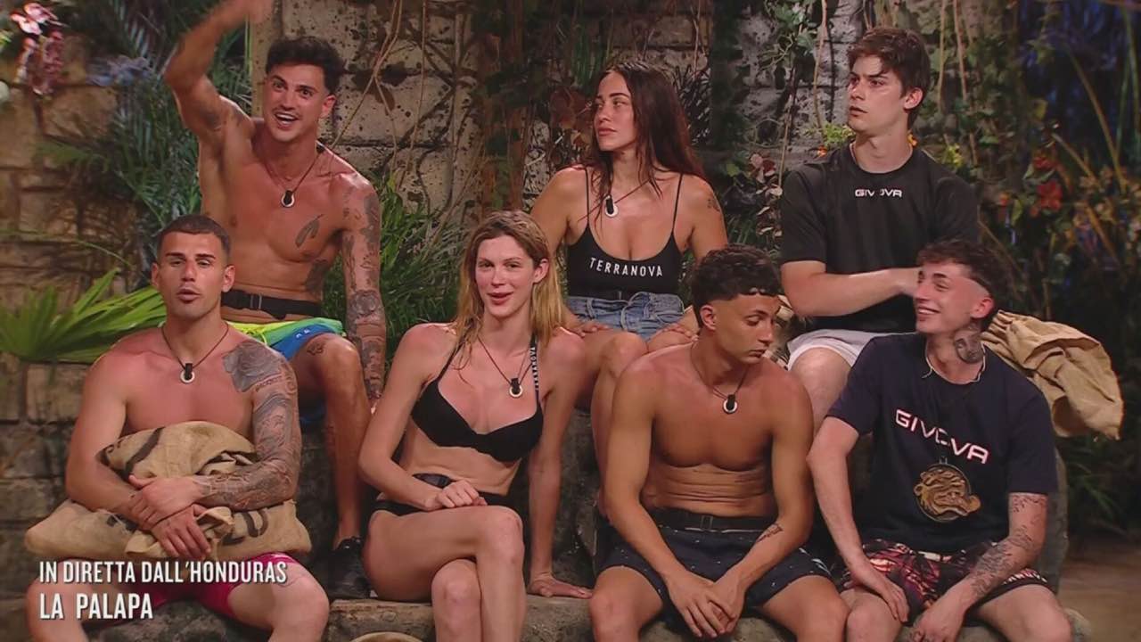 Isola dei Famosi, buffonata falsi ritiri: il caso Angelo Famao, Leonardo Brum e Antonella Mosetti