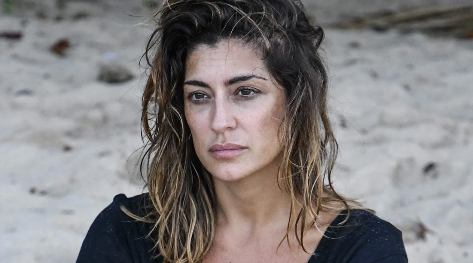 Isola dei Famosi 2021, Elisa Isoardi possibile vincitrice: l’ex di Salvini conquista la Gran Bretagna