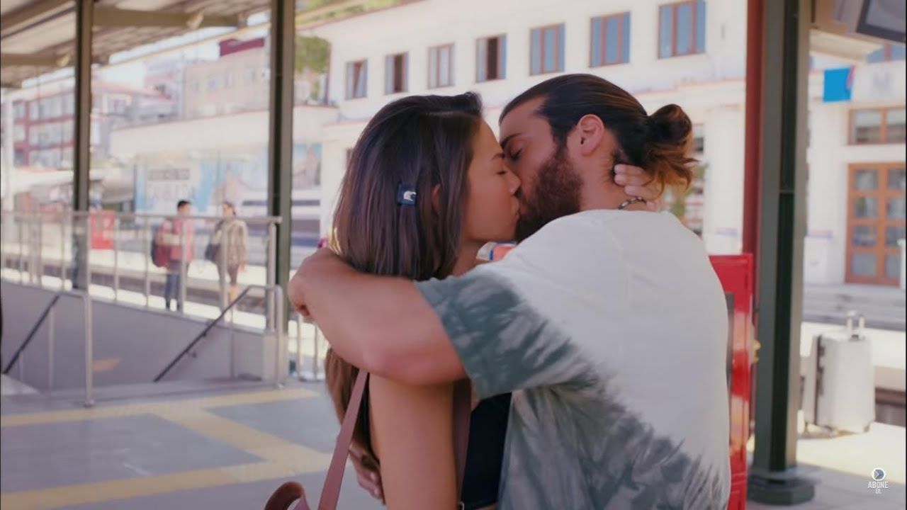 Daydreamer, spoiler turchi: Can ferma Sanem alla stazione