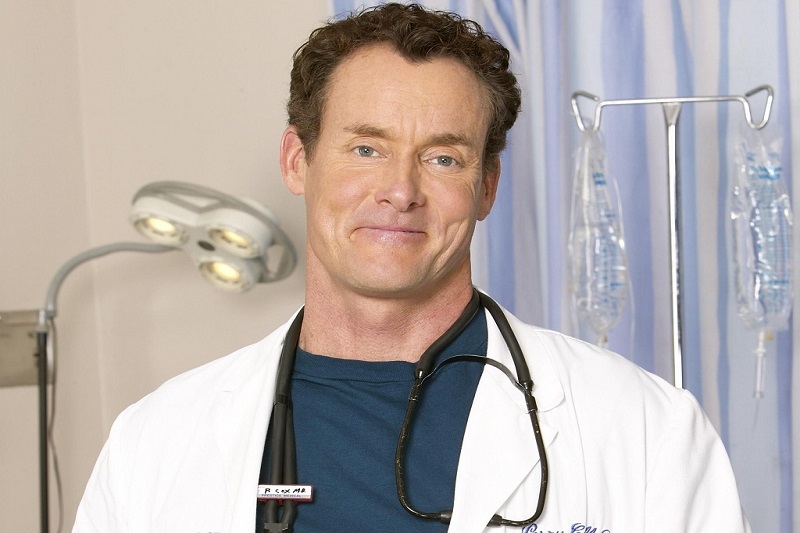 Che fine ha fatto il Dr. Cox della serie Scrubs? Scoprilo qui