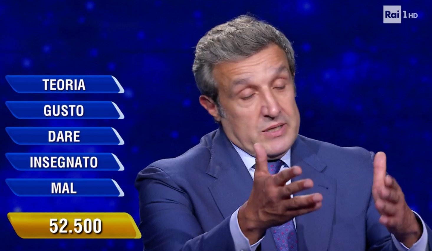 L’Eredità, il campione Lorenzo senza educazione: ’Eri un po’ sornione’
