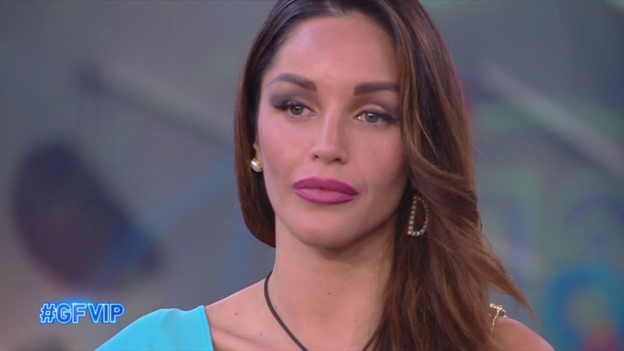 GF Vip, Delia racconta un segreto intimo: «Io e Alex...»