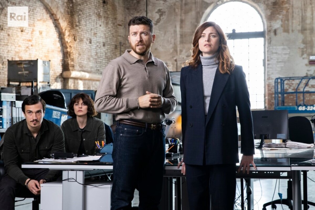 Programmi tv stasera, 24 gennaio 2022: GF Vip e Non mi lasciare