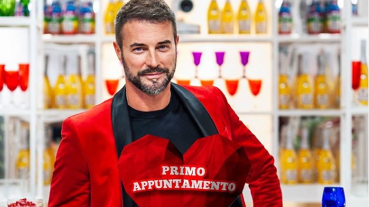 Primo Appuntamento 29 marzo, puntata avvincente con l’appassionato di astrologia Giuseppe