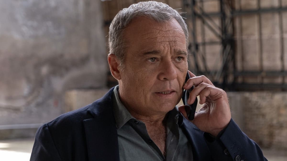 Nero a metà, anticipazioni 11 aprile: Carlo ad un passo da Clara