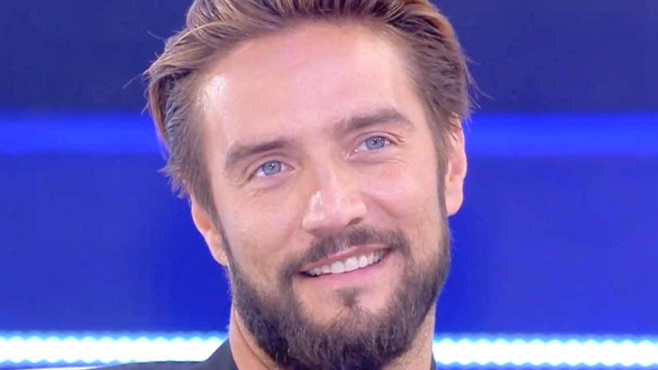 Alex Belli svela come chiamerà i suoi figli: sono nomi davvero particolari