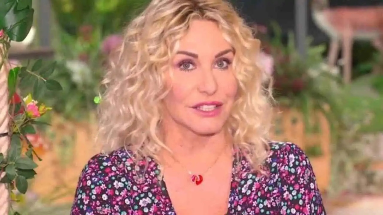 È sempre mezzogiorno, Antonella Clerici l’annuncio in diretta: ’penultima settimana’