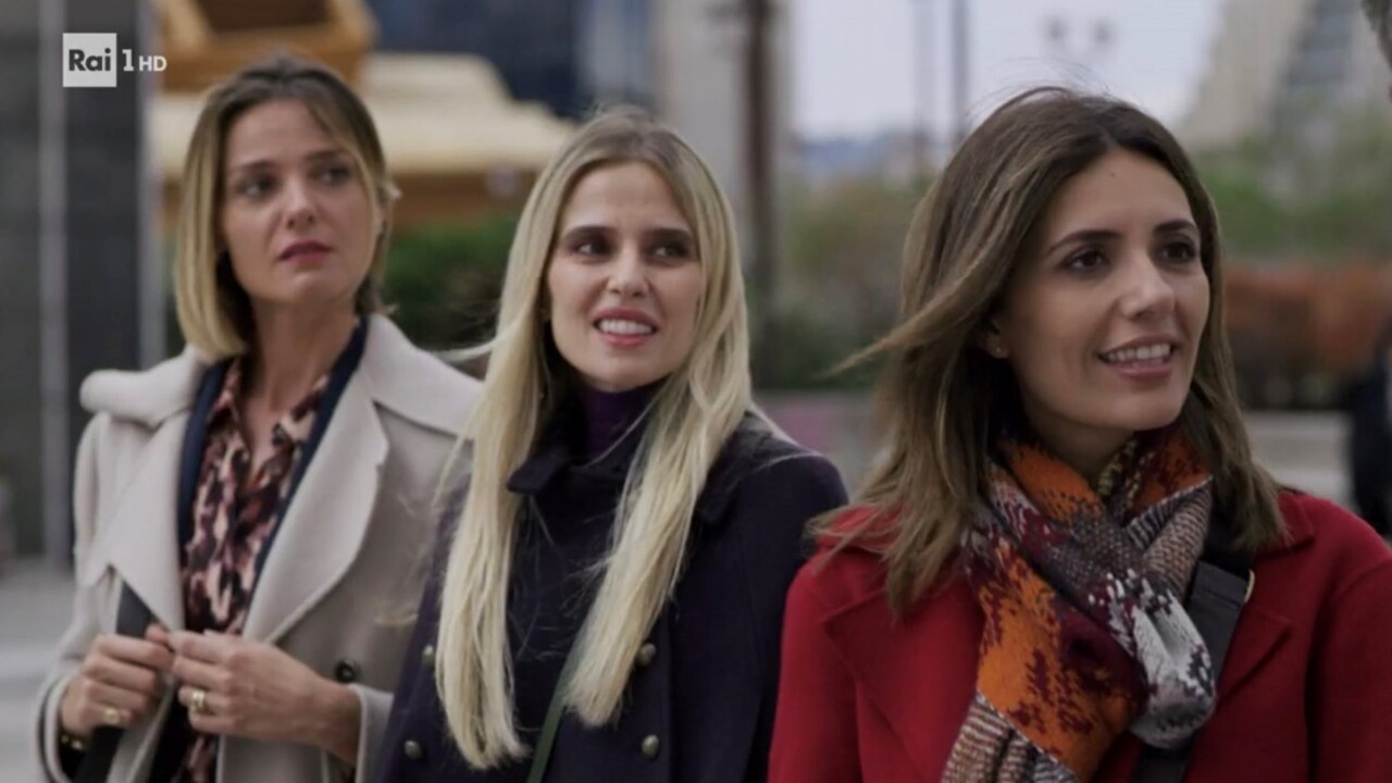 Stasera in tv 5 giugno 2022: Mina Settembre e Avanti un altro pure di sera!