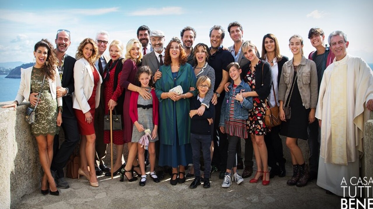 Stasera in TV 6 giugno 2022: L’isola dei Famosi e A casa tutti bene