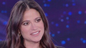 Promo Isola dei Famosi, Mediaset lo cancella. Veronica Gentili parte male