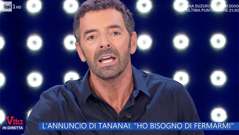 Alberto Matano: «Non vedo l'ora di smettere». C'entra la vita in diretta