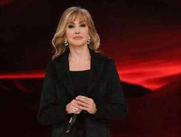 Milly Carlucci: «Ballando con le Stelle 2021 è aperto a volti Mediaset»