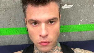 Fedez dimesso dall'ospedale: prime parole e dedica a Chiara Ferragni