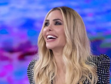 Ilary Blasi pronta a fare la guerra a Totti a L'Isola dei Famosi? Retroscena