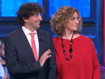 Ascolti TV 16 dicembre, ennesima vittoria ai Soliti Ignoti - Il ritorno: Amadeus colpito dalla coppia
