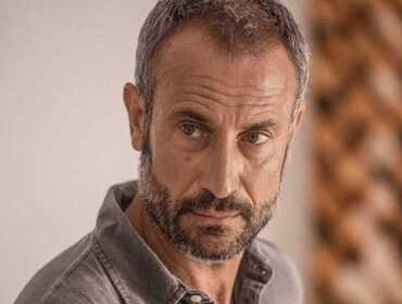 Un posto al sole, spoiler: Fabrizio nella rete di Lara 
