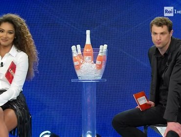 L'Eredità, Silvia ignora il 'portiere': 'Andrea ha il poster di Sailor Moon'