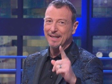 Ascolti TV 13 gennaio, record con le repliche dei Soliti Ignoti: Amadeus impegnato