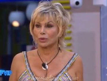 GF Vip, Carmen Russo: 'Le liti con Enzo? Ogni tanto fa la valigia'