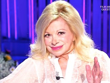 Sandra Milo a Domenica In, choc sugli uomini violenti: «Denunciare non serve»