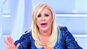 Tina Cipollari furiosa: «Sarò a Uomini e Donne, basta fake news»