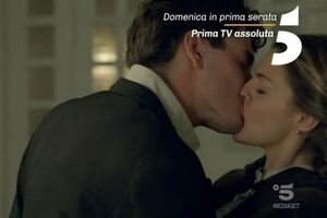 Stasera in tv, oggi 25 luglio 2021: Gran Hotel e Vivi e lascia vivere
