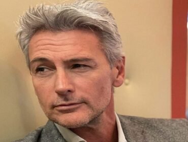 Il Paradiso delle Signore, trama 25 gennaio 2023: Umberto cambia idea 