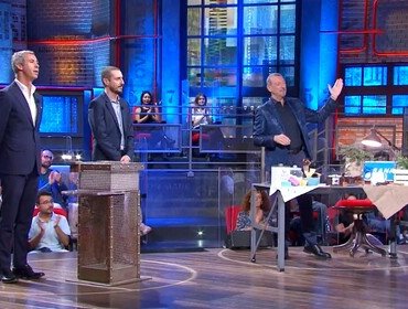 Ascolti TV 5 ottobre, Soliti Ignoti sbanca l'audience con la vertiginosa vittoria di Luca e Paolo