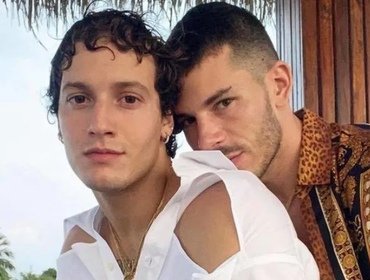 Gabriele Esposito si sposa! Chi è il fidanzato Andrea e la proposta