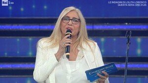 Stasera in tv, 27 maggio 2022: Domenica in Show e L'isola dei Famosi 