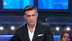 Ascolti TV 25 marzo, Simone Montedoro 'immobile' nel finale dei Soliti Ignoti