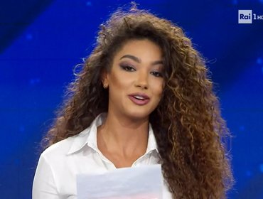 L'Eredità, la professoressa Samira in lacrime con il suo discorso spiazzante