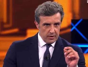 L'eredità, Massimiliano non riesce a vincere e Flavio Insinna si sente in colpa